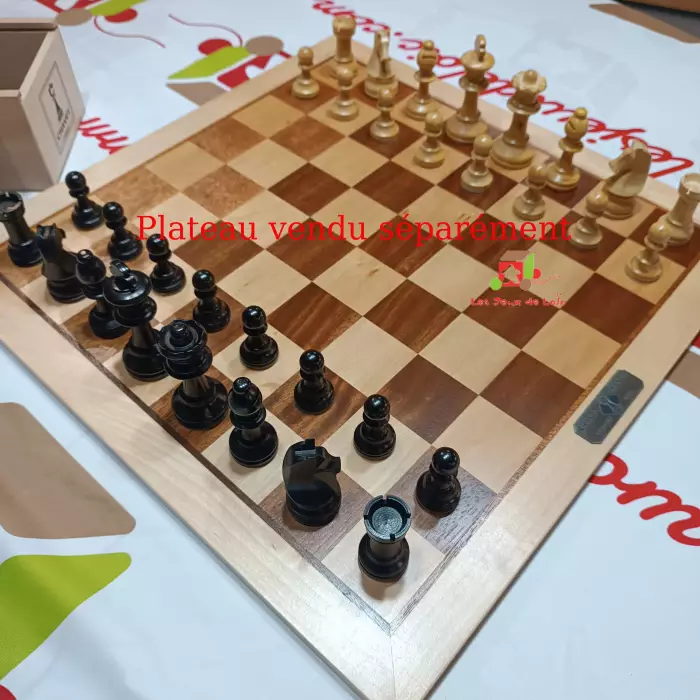 Pièces D'Échecs En Buis CHAVET - N° 5 Plombées Et Feutrées