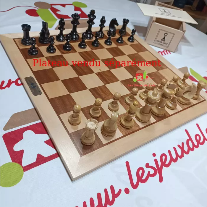 Pièces D'Échecs En Buis CHAVET - N° 5 Plombées Et Feutrées